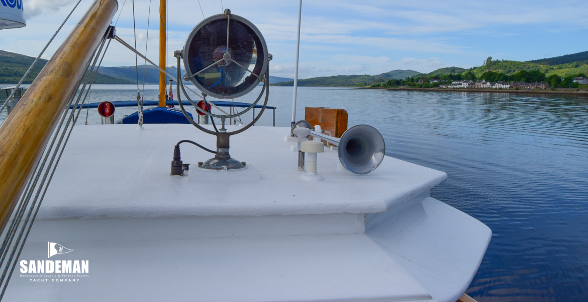 Wheelhouse roof view aft to port