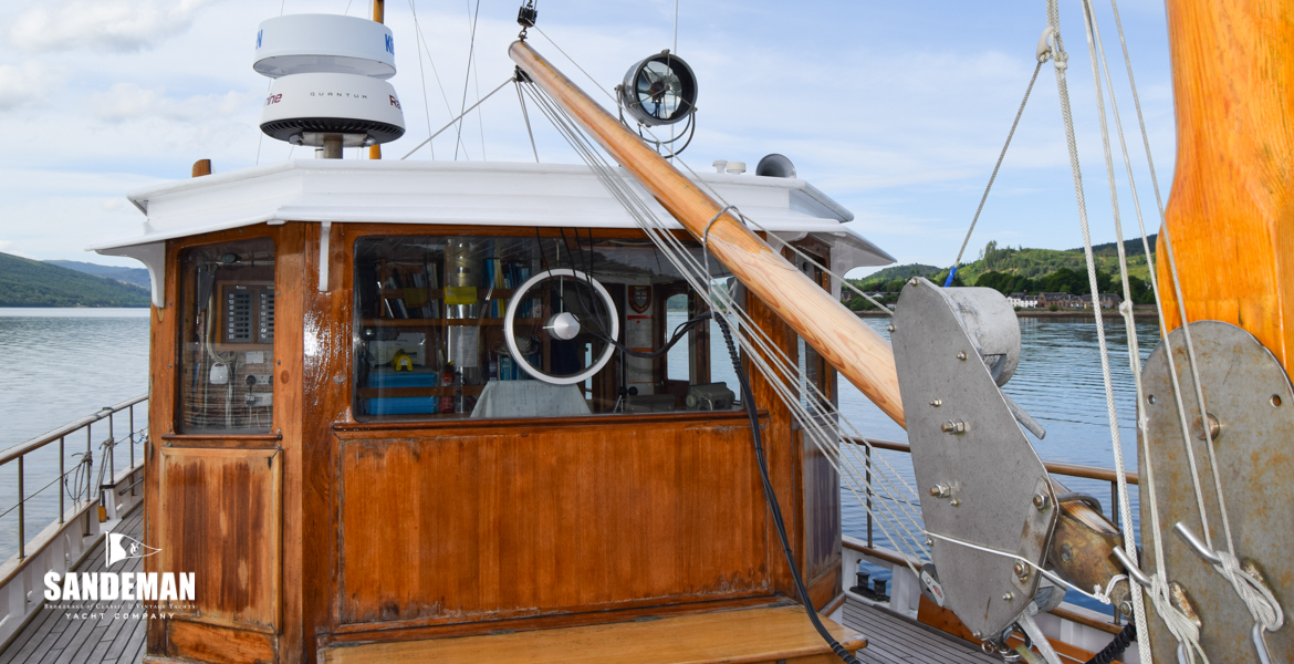Wheelhouse view aft