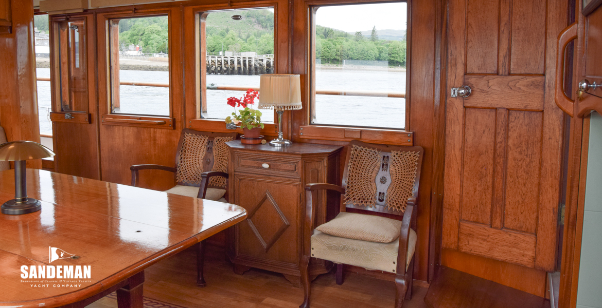 Saloon view to port