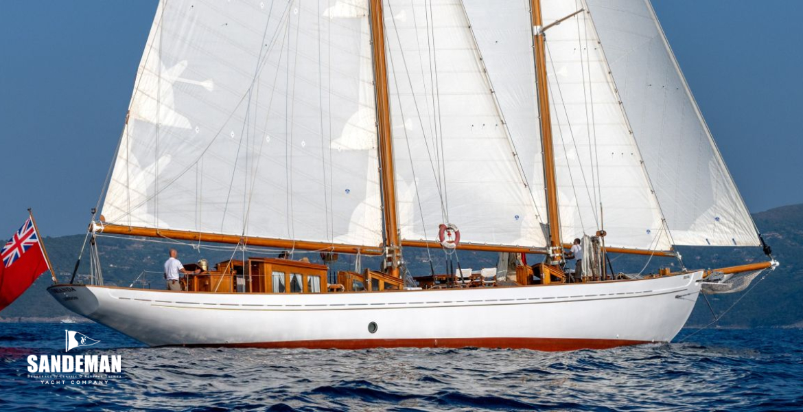 [Photo: Francesco Rastrelli/ Blue Passion]