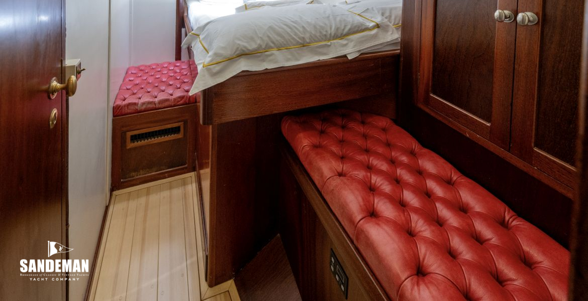 Guest double en-suite cabin [Photo: Francesco Rastrelli/ Blue Passion]