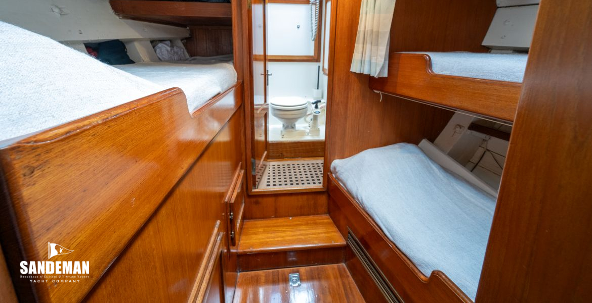 Crew cabin view forward [Photo: Francesco Rastrelli/ Blue Passion]