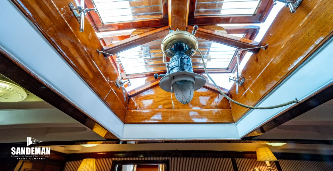 Saloon skylight [Photo: Francesco Rastrelli/ Blue Passion]