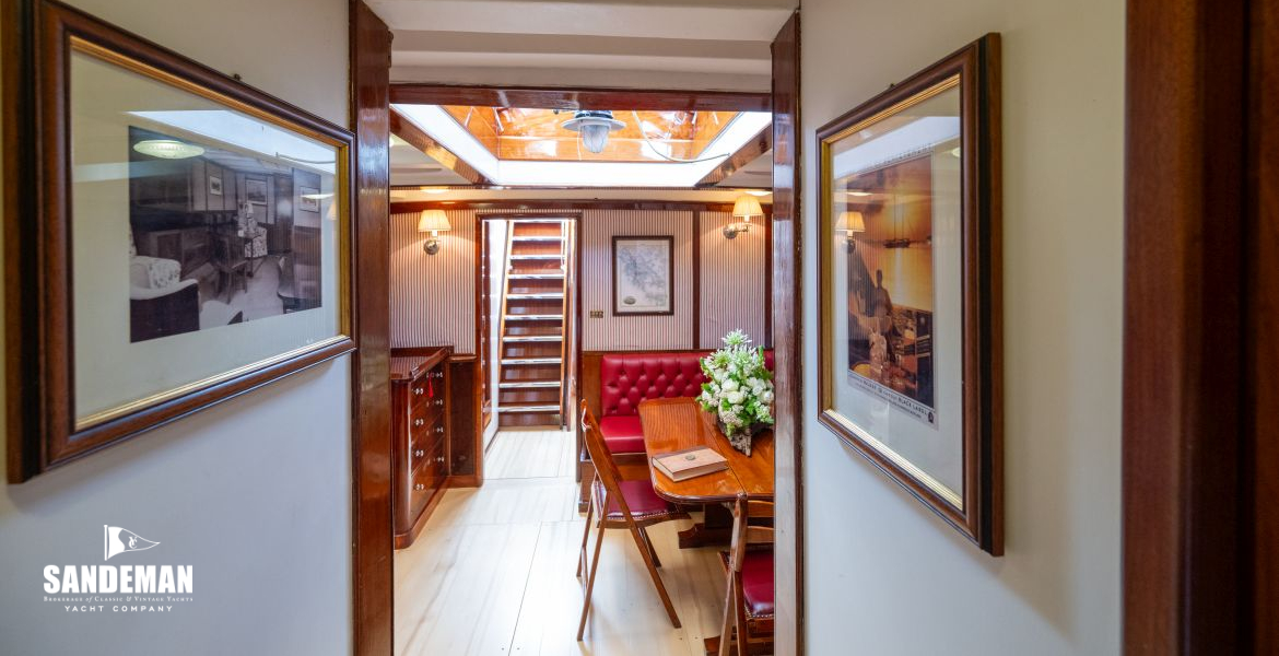 Forward passage view aft [Photo: Francesco Rastrelli/ Blue Passion]