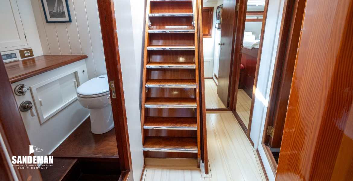 Aft lobby view aft [Photo: Francesco Rastrelli/ Blue Passion]