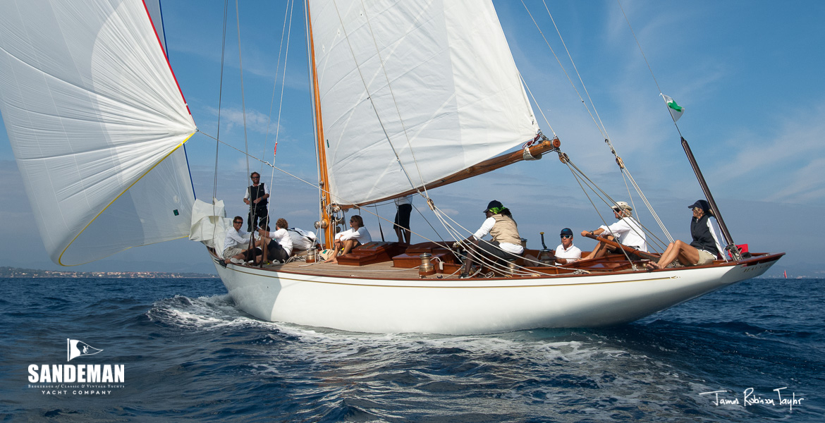 GHOSTING [Photo: James Robinson Taylor]