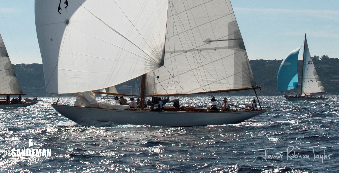 DOWNWIND [Photo: James Robinson Taylor]