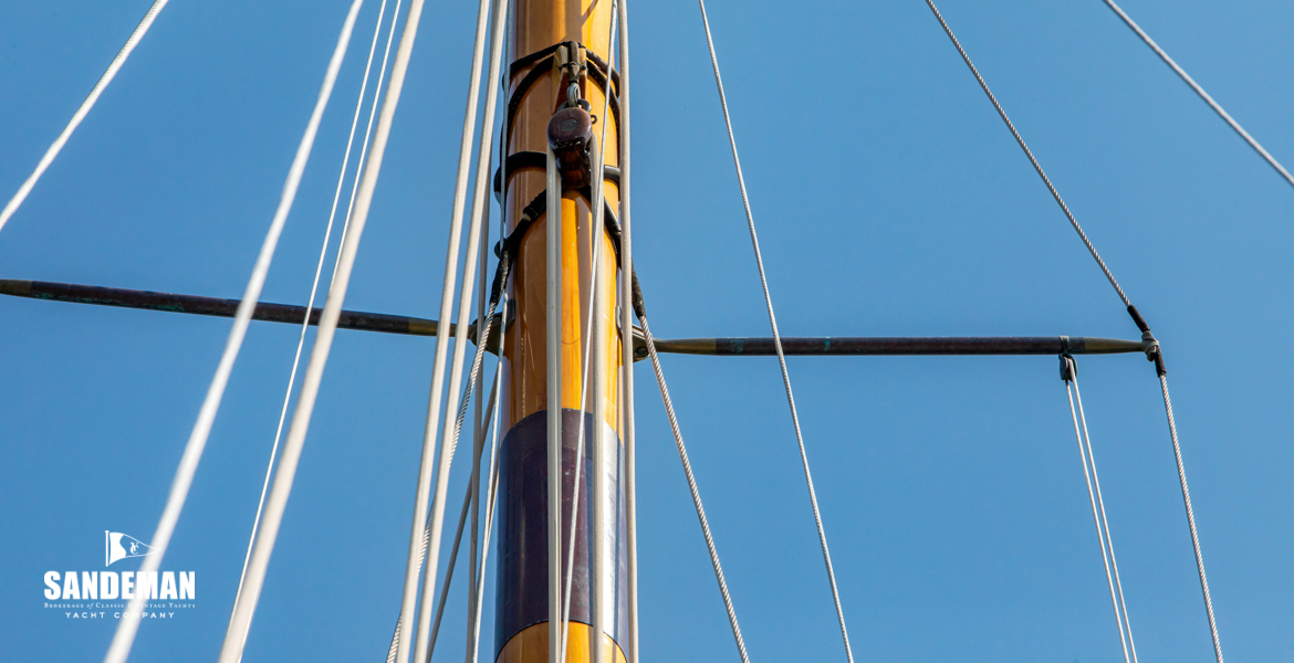 Mast details