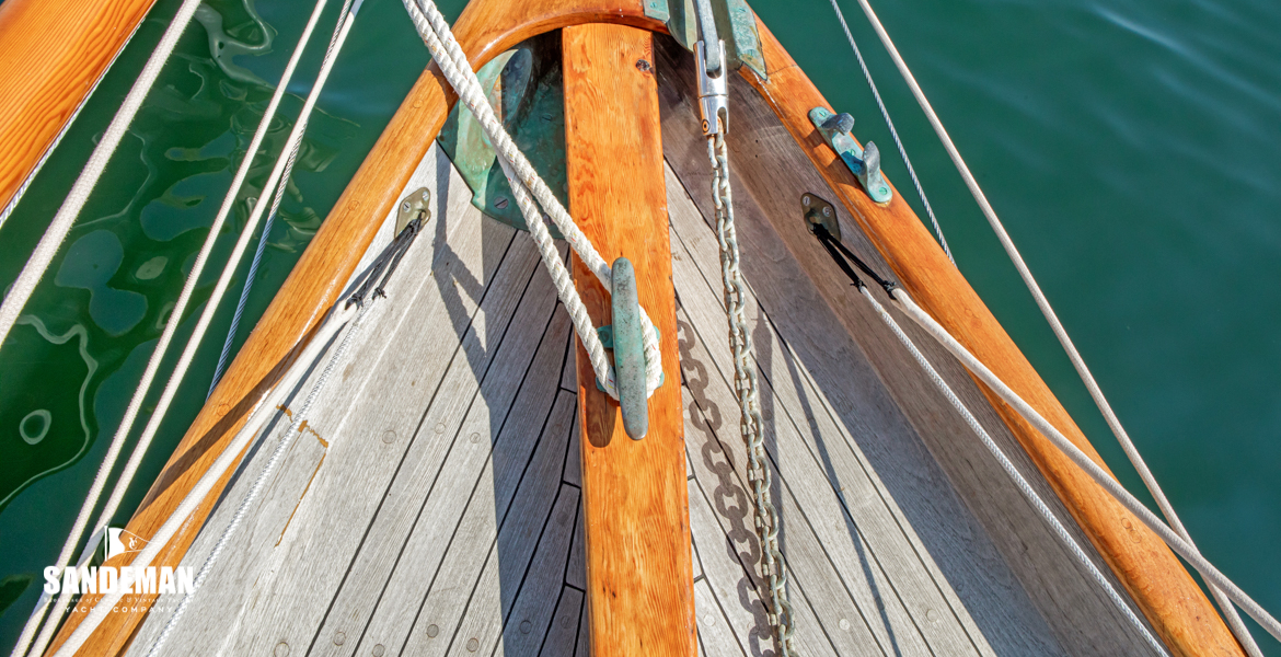 Forward foredeck