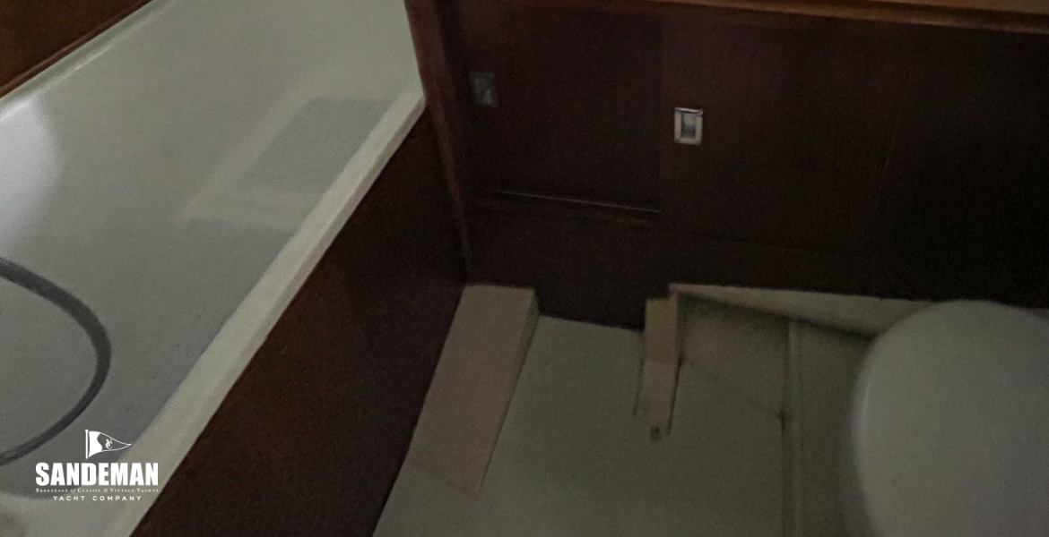 Owner wc/ shower
