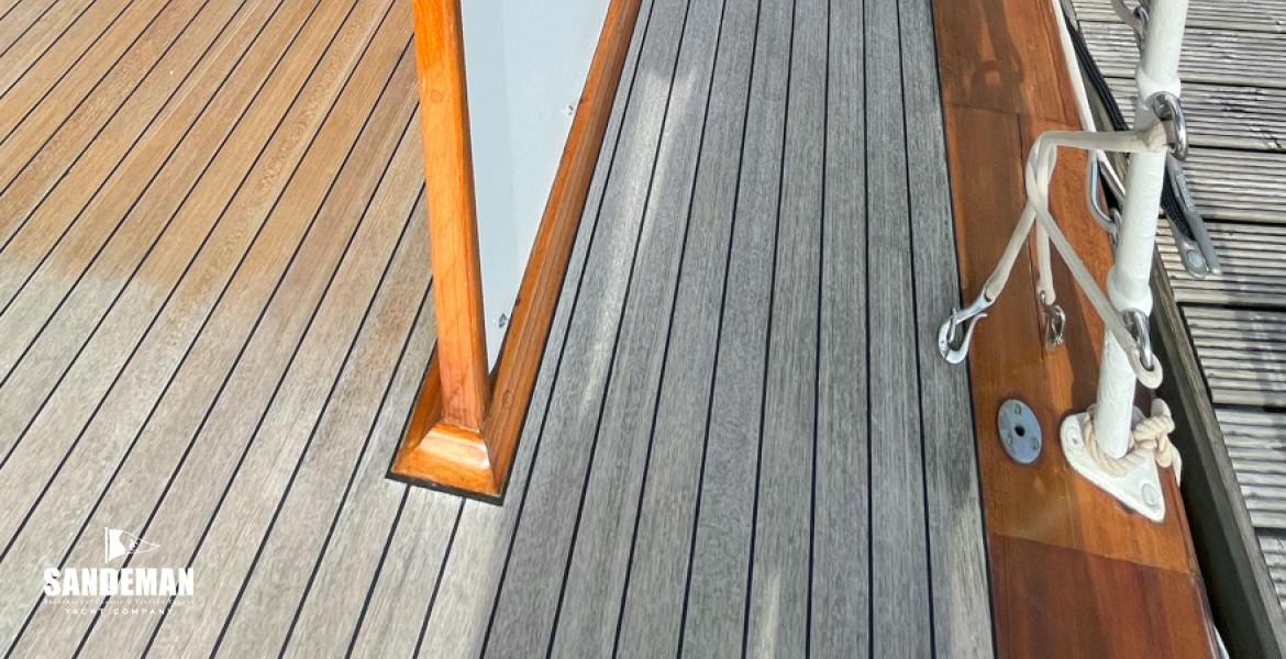Starboard side deck view forward