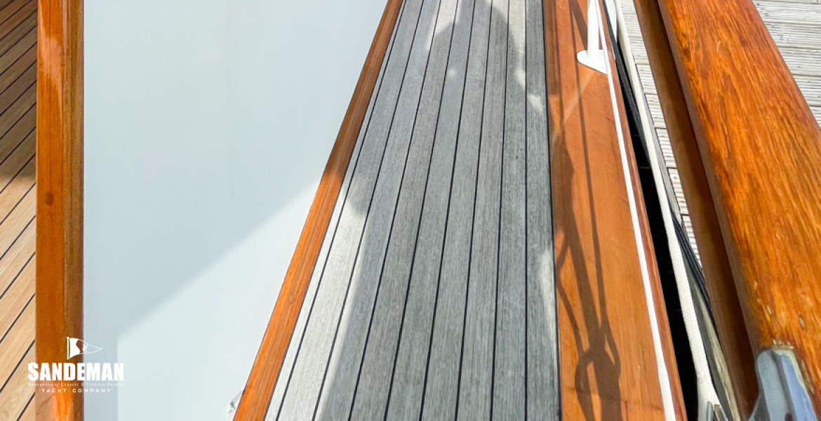 Starboard side deck view forward