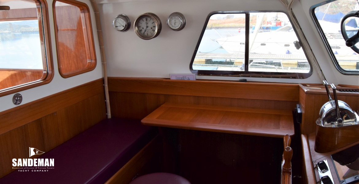 Wheelhouse to port