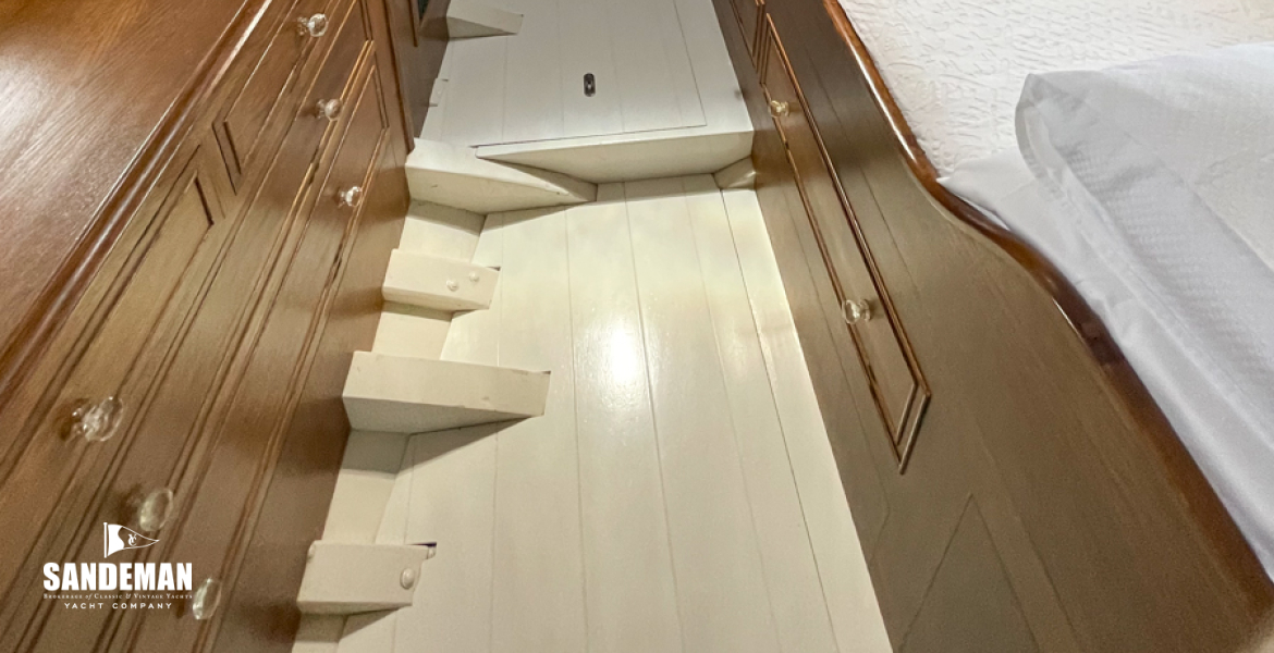 Owner cabin view aft