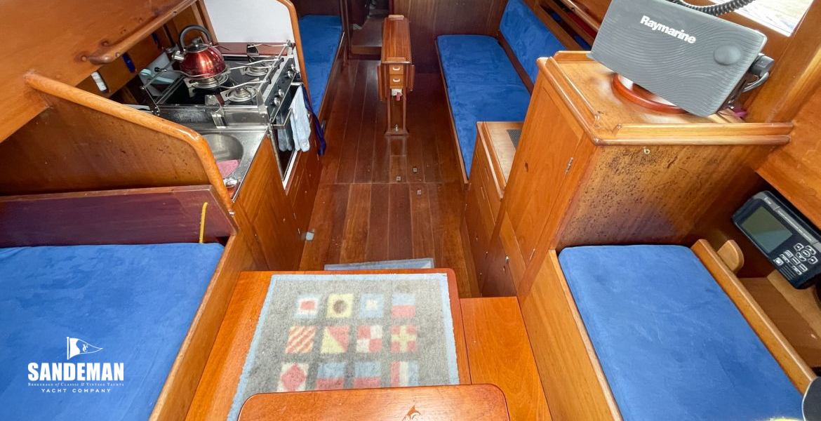 Accommodation view forward from companionway
