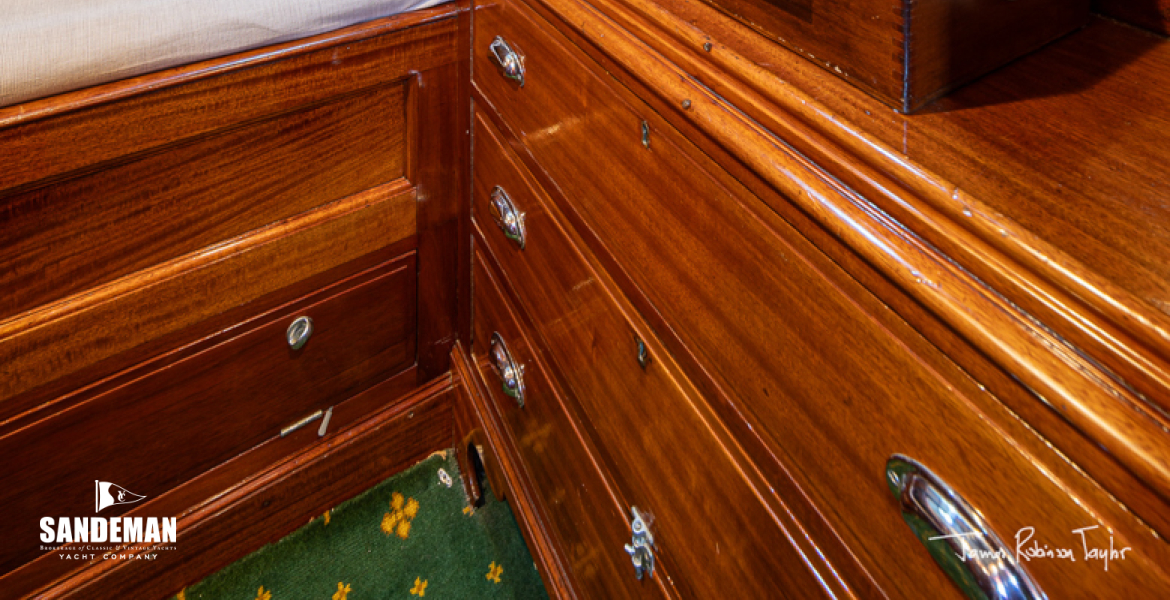 View into guest twin bunk cabin to port [Photo: James Robinson Taylor]