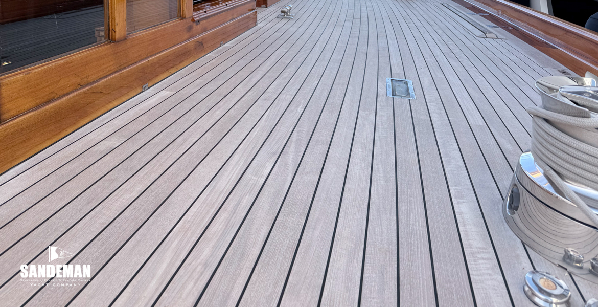 Starboard side deck view forward