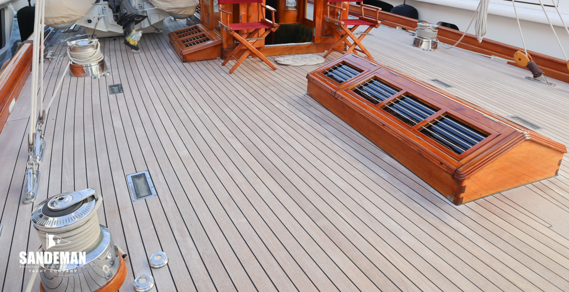 Port side deck view forward