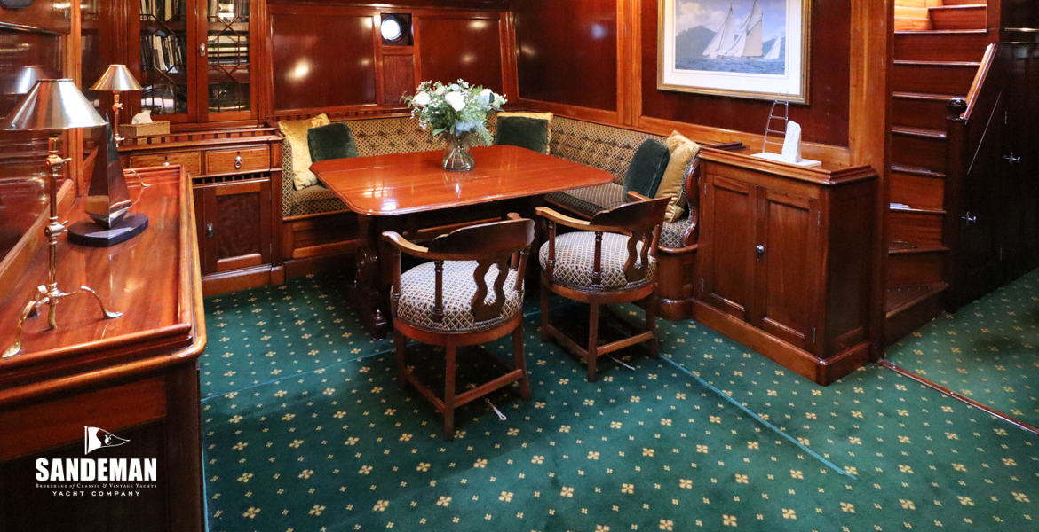 Saloon view to starboard aft