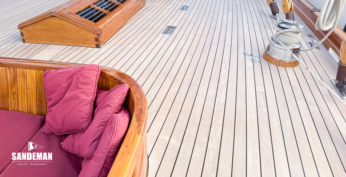 Starboard side deck view forward