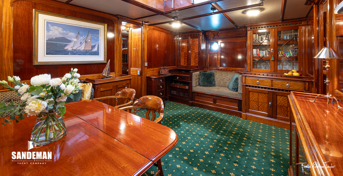 Saloon view to port [Photo: James Robinson Taylor]