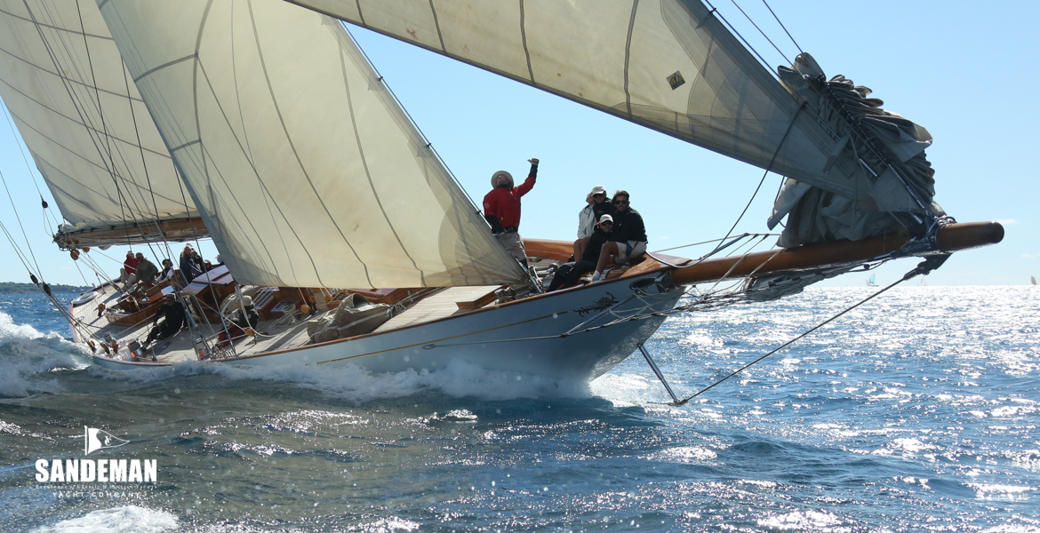 Lee bow [Photo: Nigel Sharp]