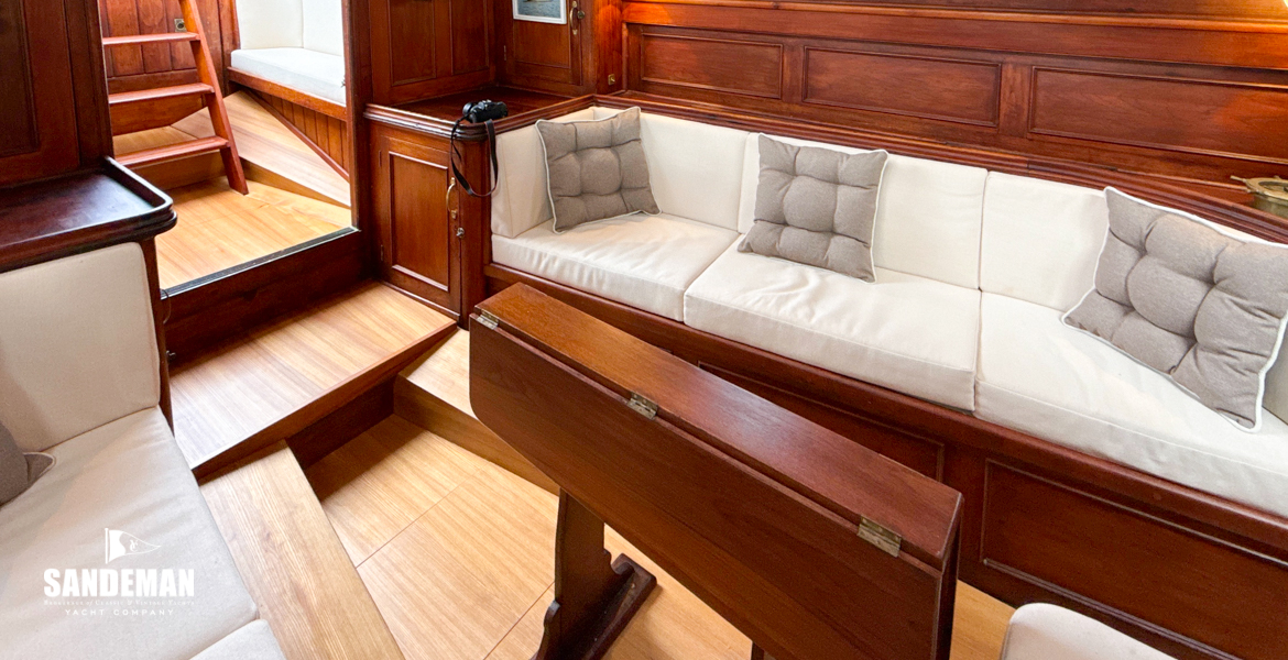 Saloon view aft to port
