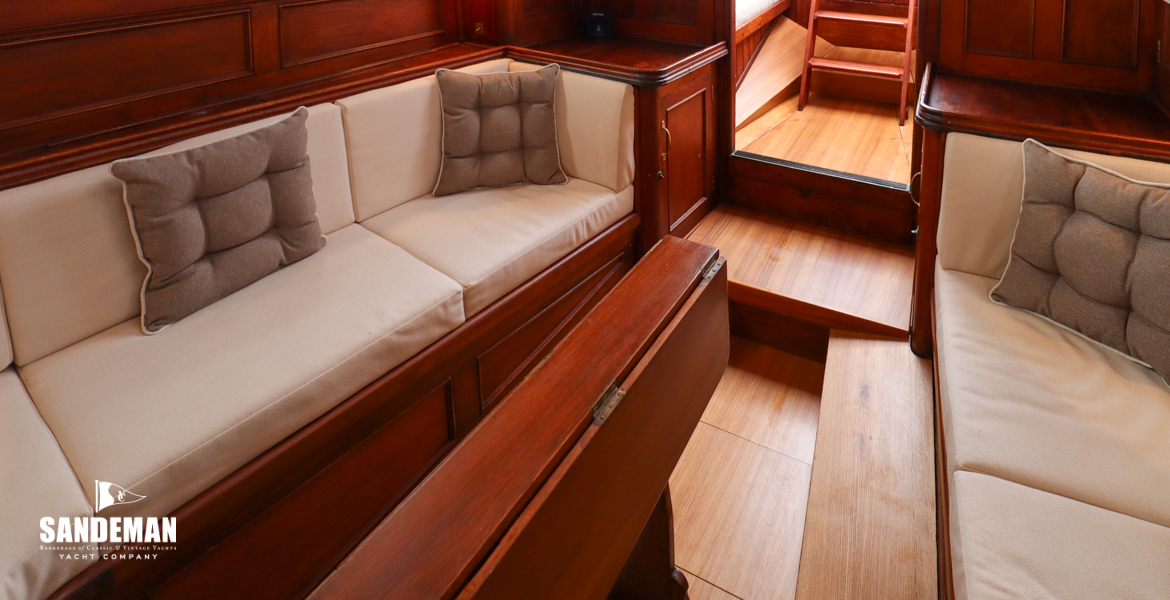 Saloon view aft to doghouse