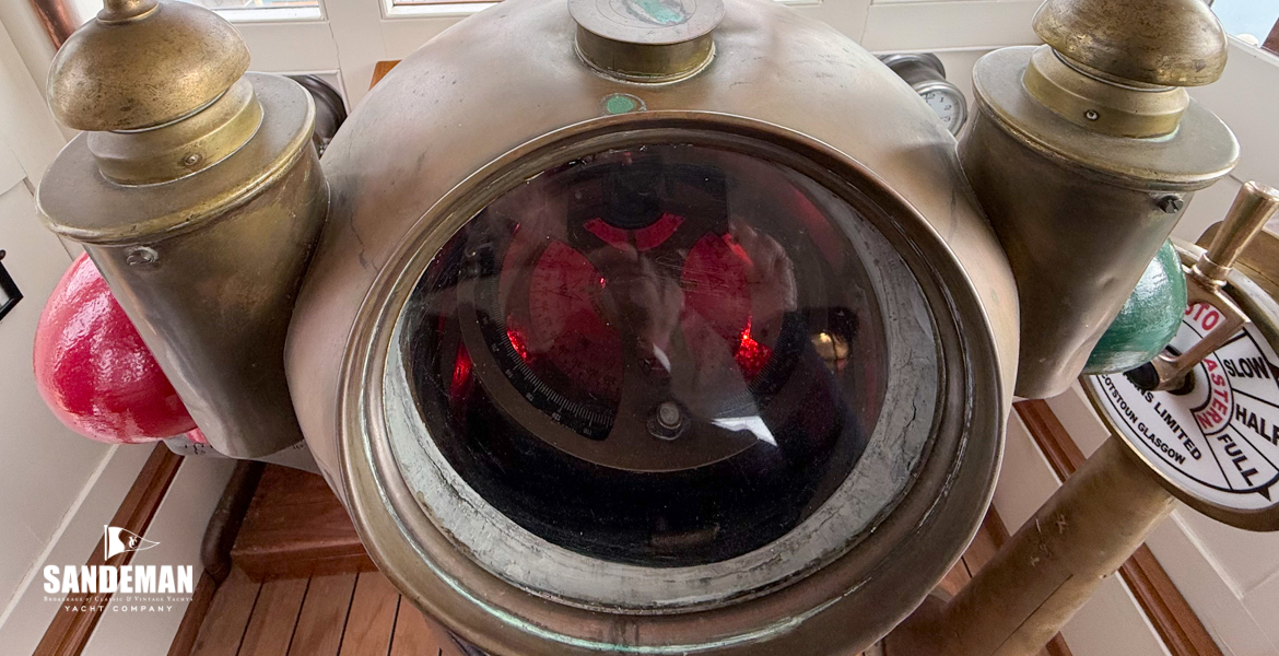 Helm view forward
