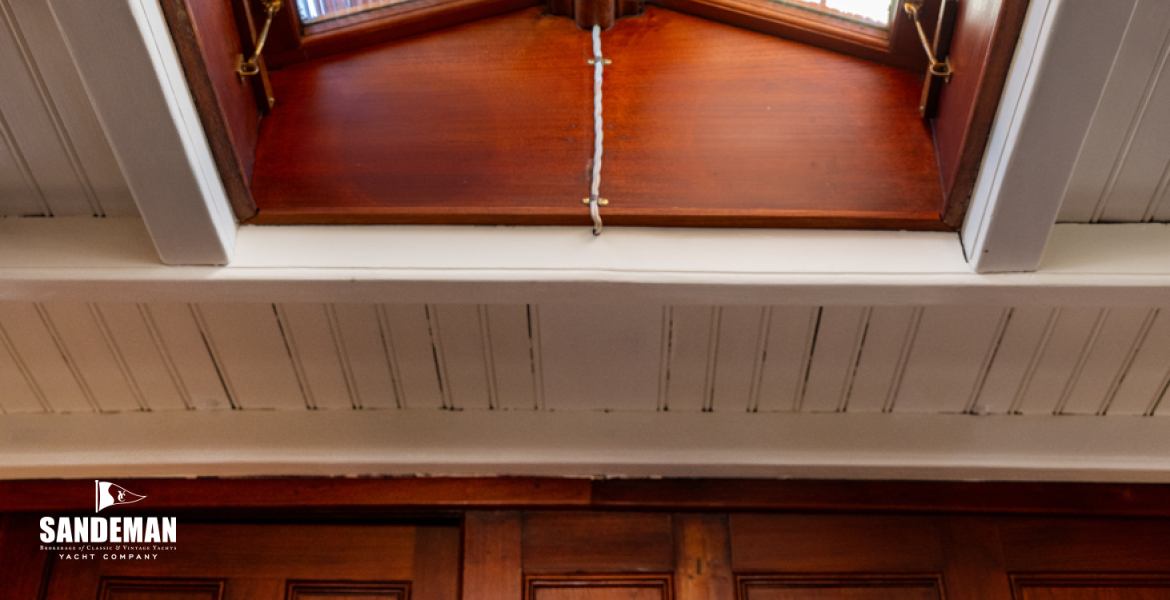 Saloon skylight