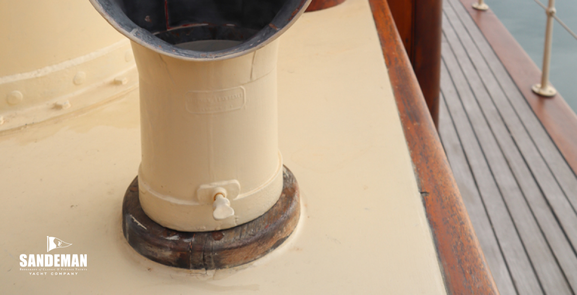 Vent cowls at funnel