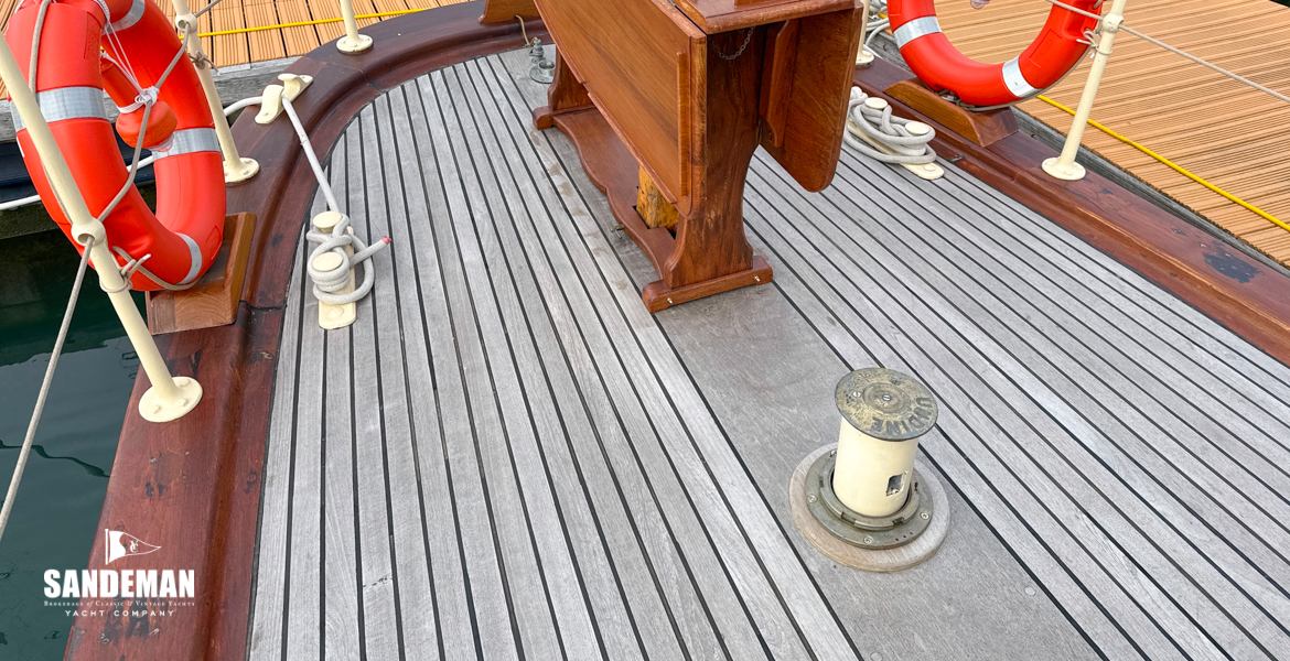 Aft deck view aft