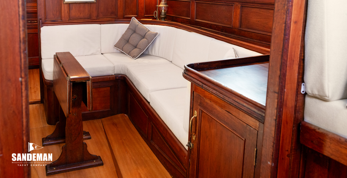 Saloon view starboard forward