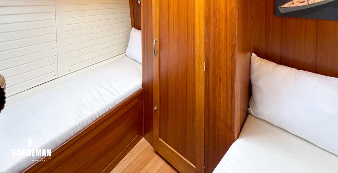 Guest cabin view forward to port
