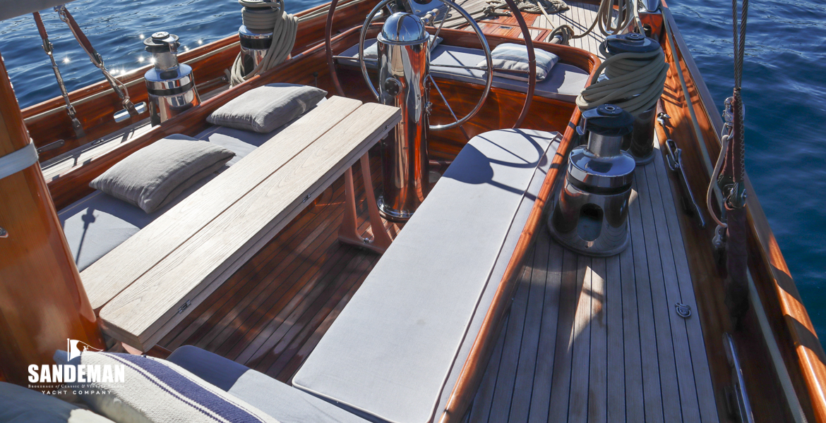 Cockpit view aft