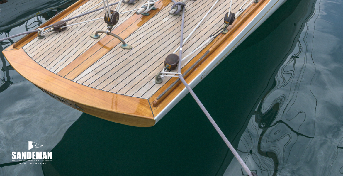 Aft deck view forward [Photo: James Robinson Taylor]