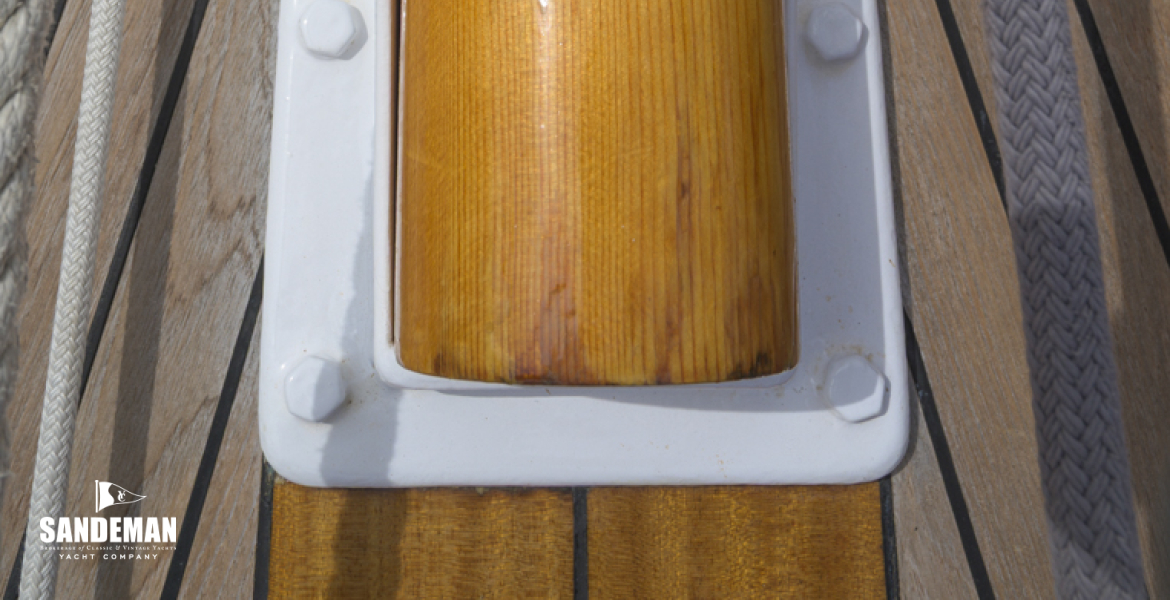 Bowsprit heel [Photo: James Robinson Taylor]