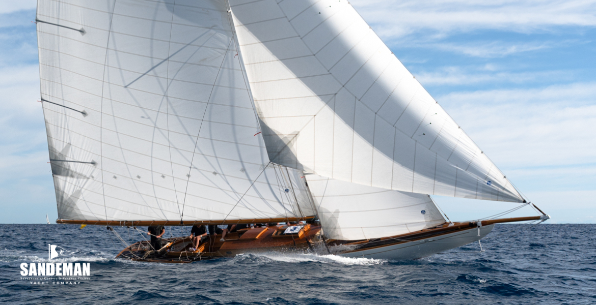 Starboard bow [Photo: James Robinson Taylor]