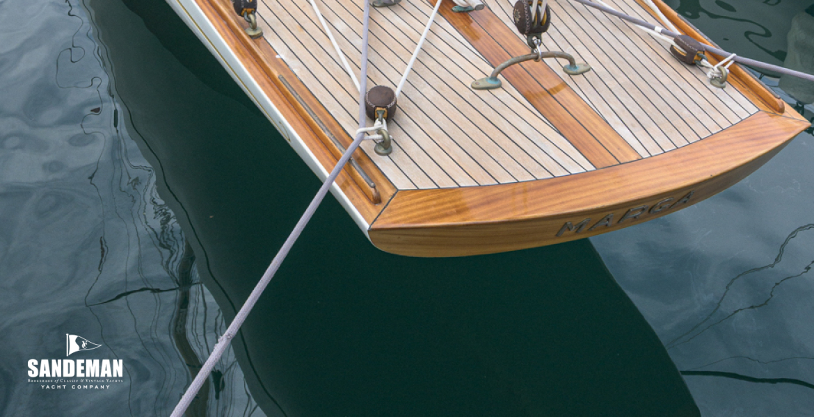 Aft deck view forward [Photo: James Robinson Taylor]