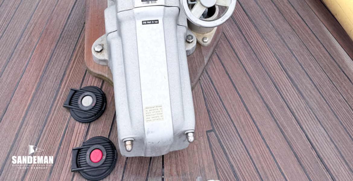 Windlass and stemhead details