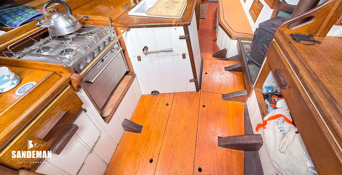 Accommodation view forward from companionway