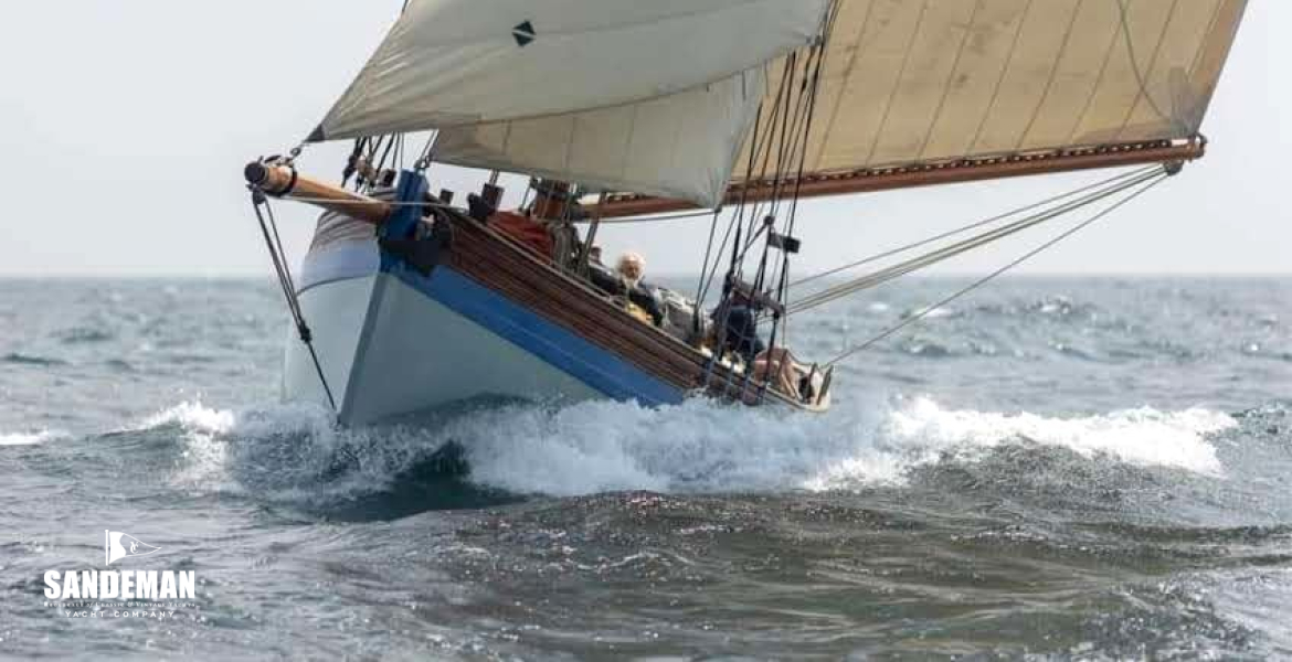 Hull speed [Photo: Chris Vine]