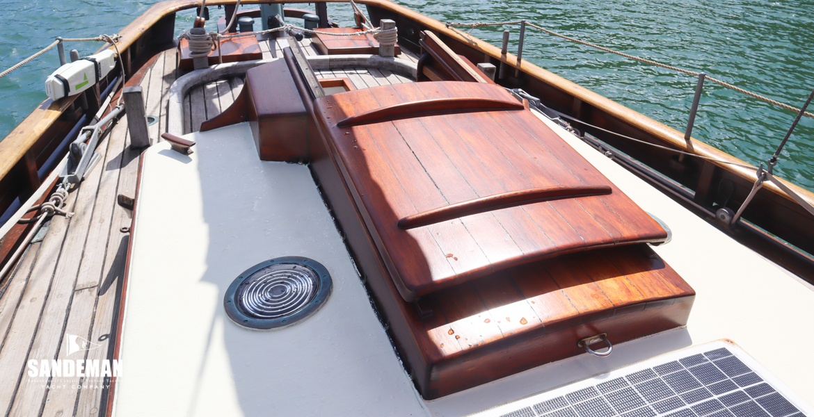 Trunk cabin view aft