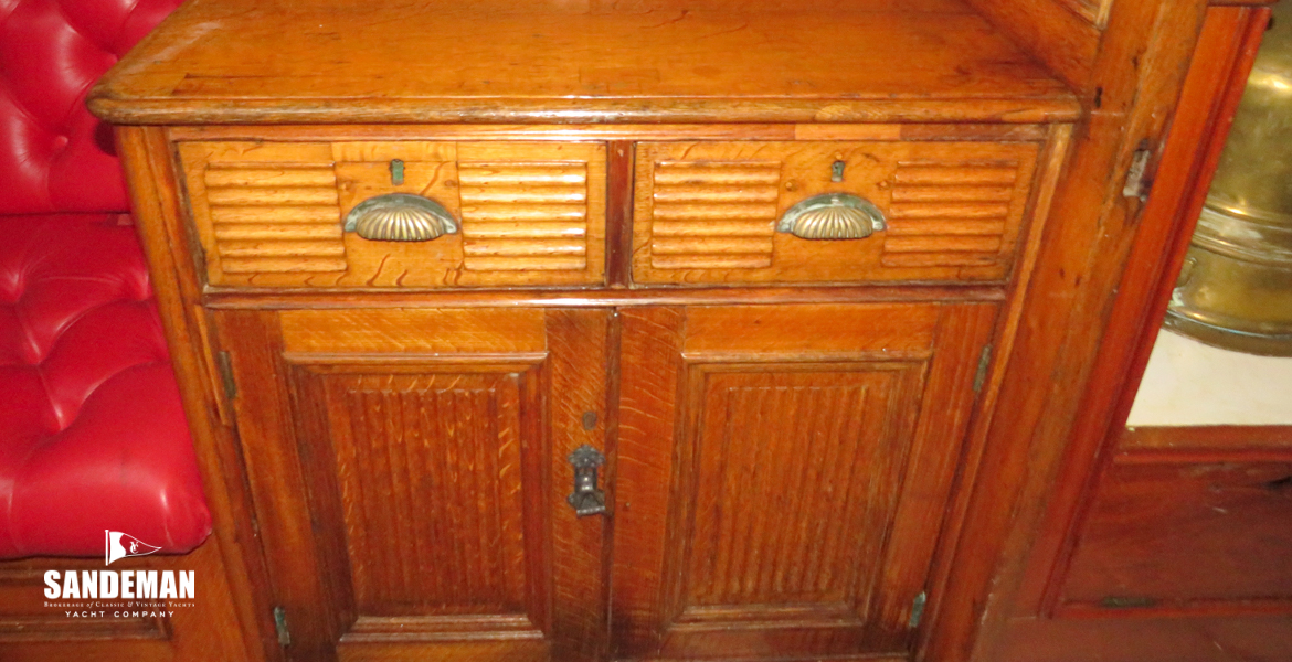 Port sideboard