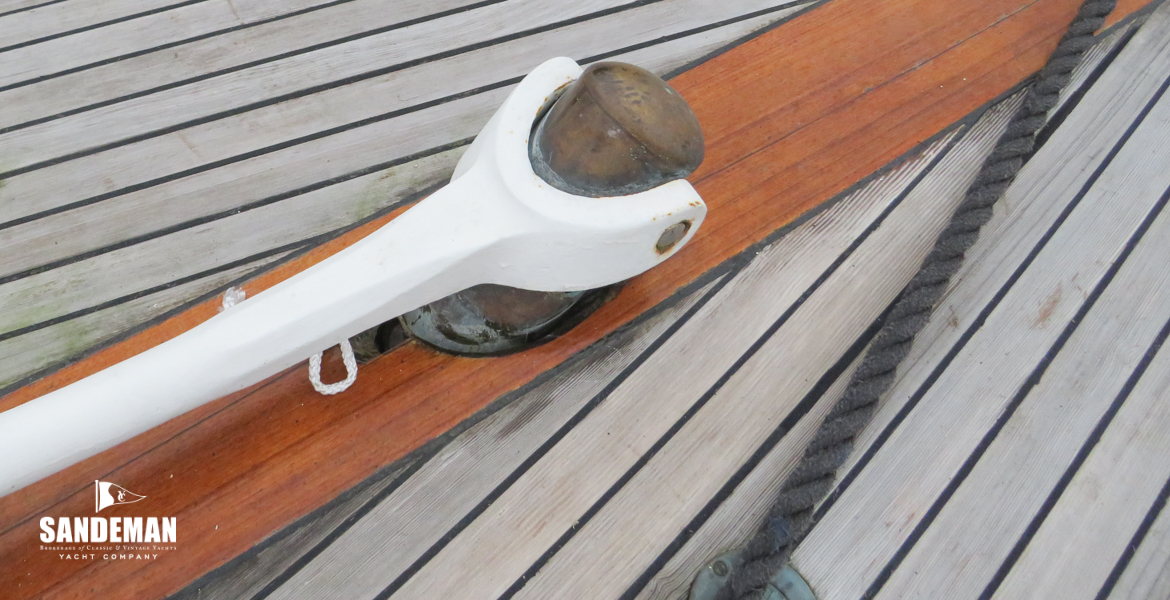 Rudder head