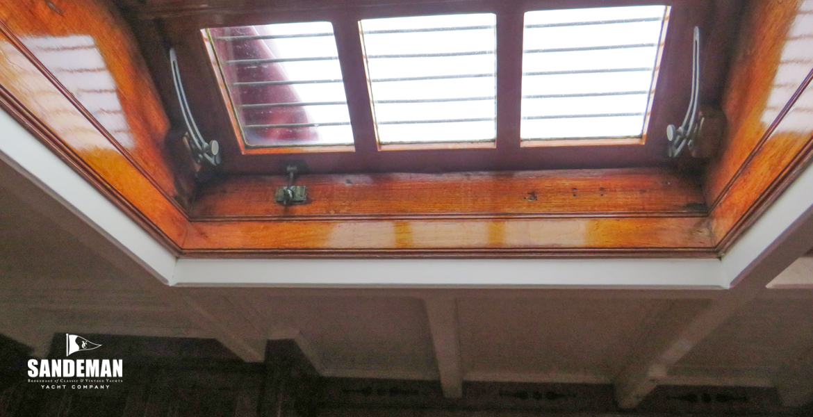 Saloon skylight