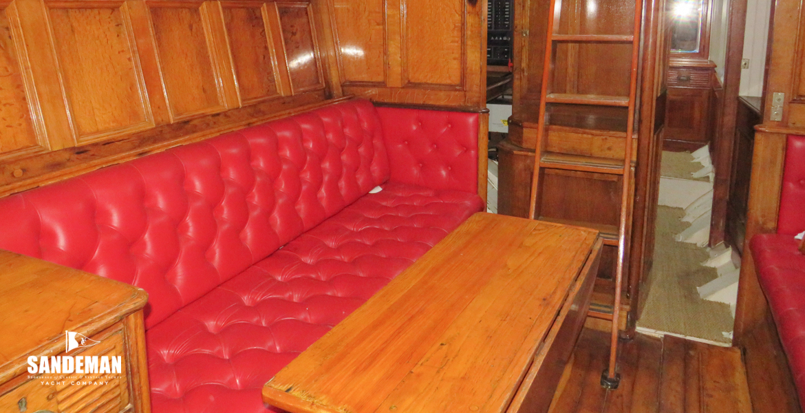 Saloon view aft