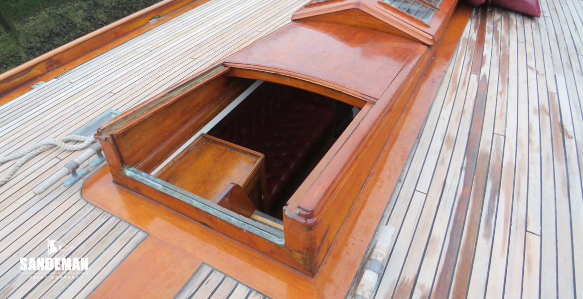 Companionway and saloon skylight