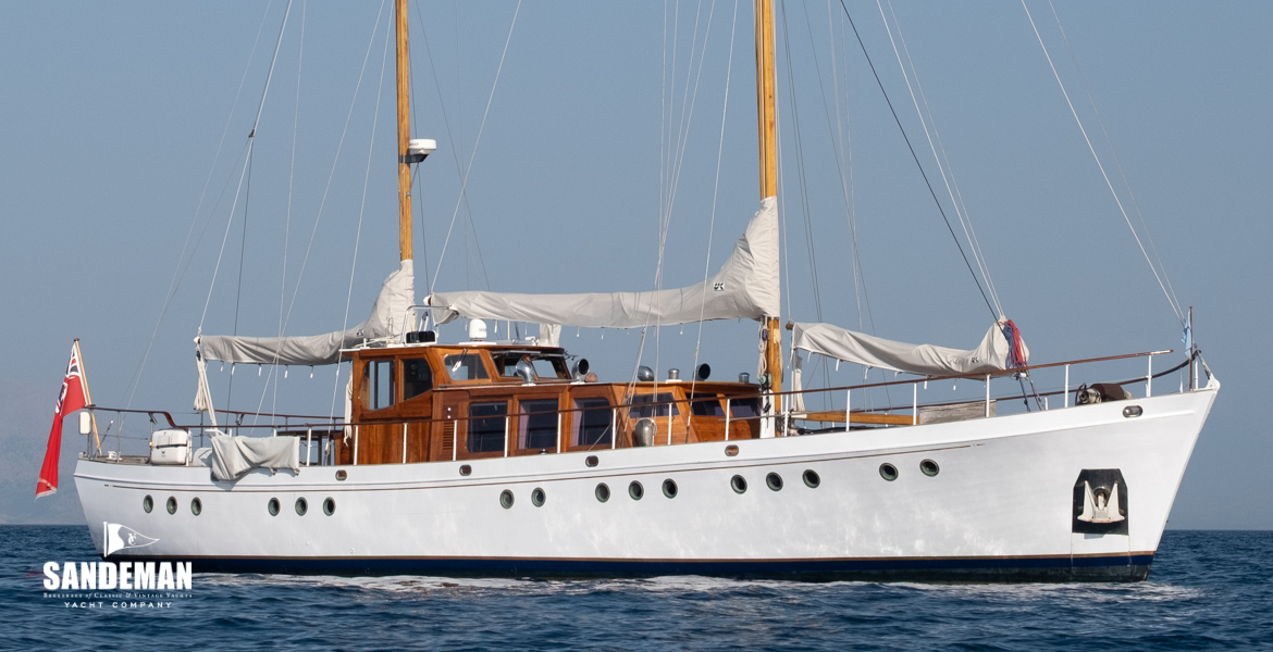 yacht
