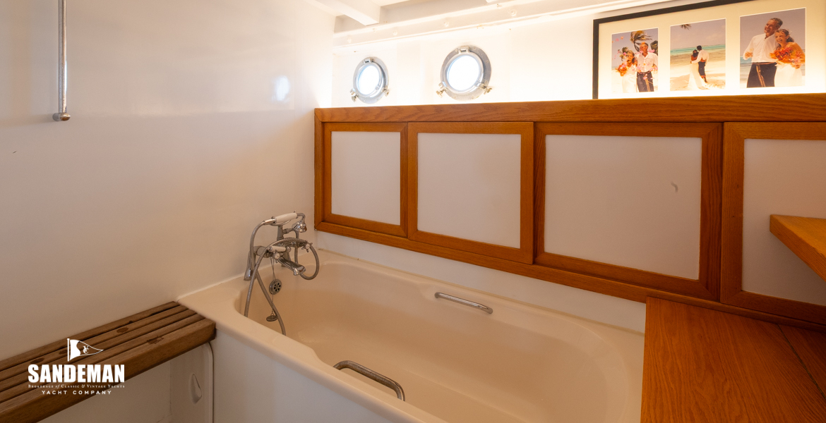 Owner cabin en-suite bathroom